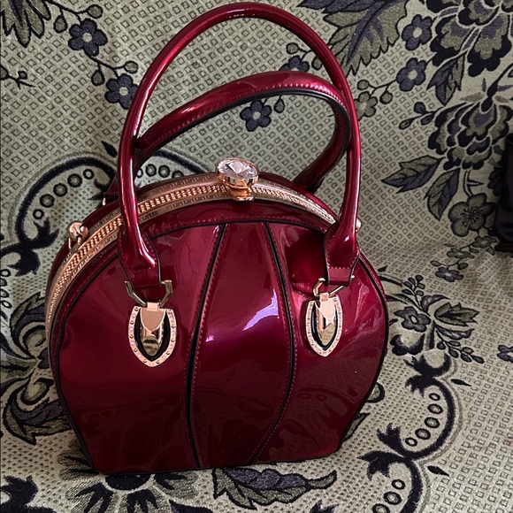 Elegant Burgundy Handbag